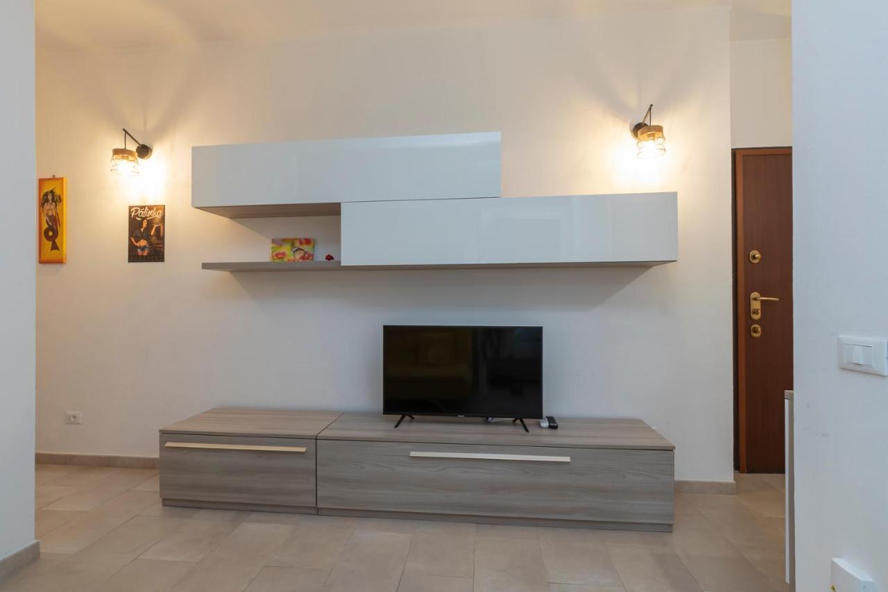 Luxury Apartment Near Navigli Carlo D'Adda 29 Milano Eksteriør billede
